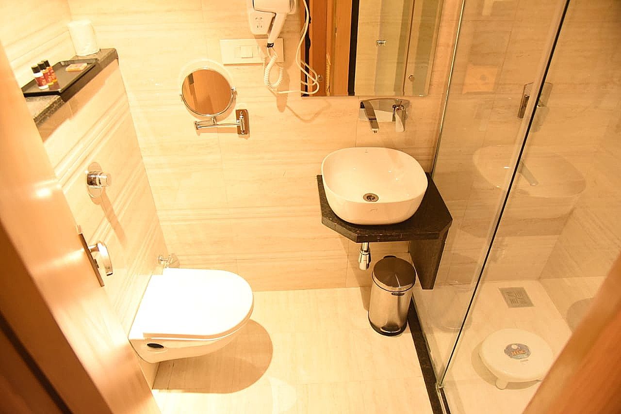 Hotel Vagmi Deluxe Room 3