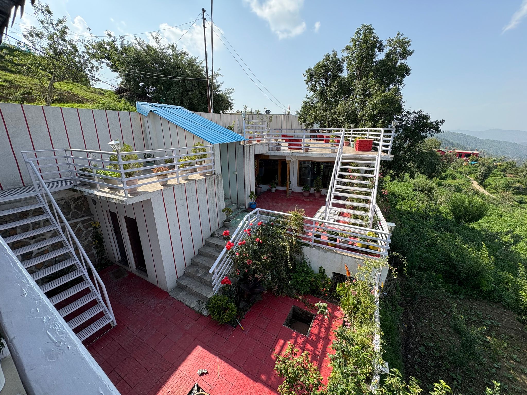 Hotel Exterior