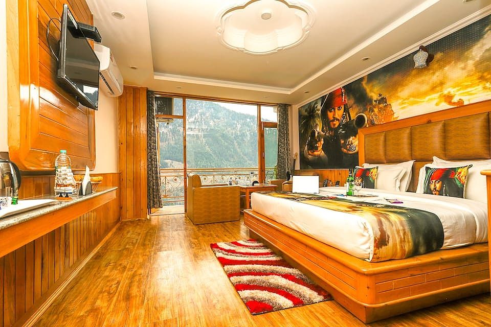 Jack sparrow Room with balcony mountain and valley view(A/C hot and cold)