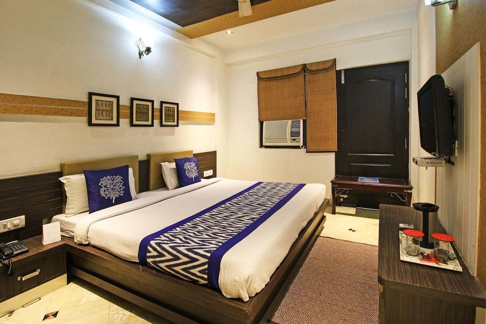 Hotel Panna Paradise Deluxe Double Bed Room Non AC 3
