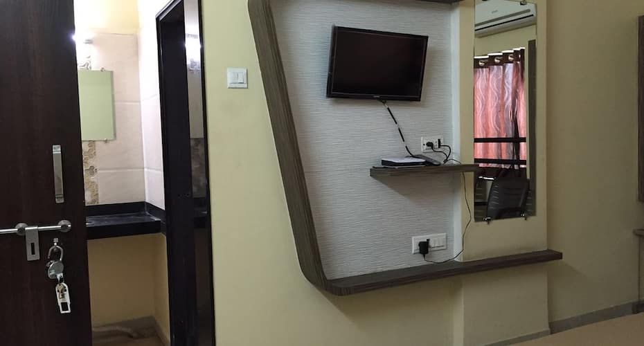 undefined Hotel Vikas Palace 7