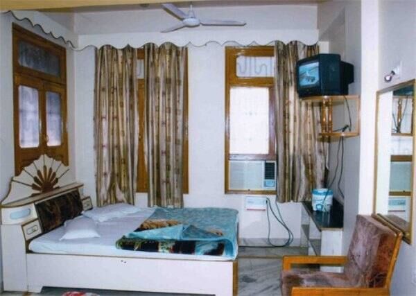 Hotel Hari Darshan