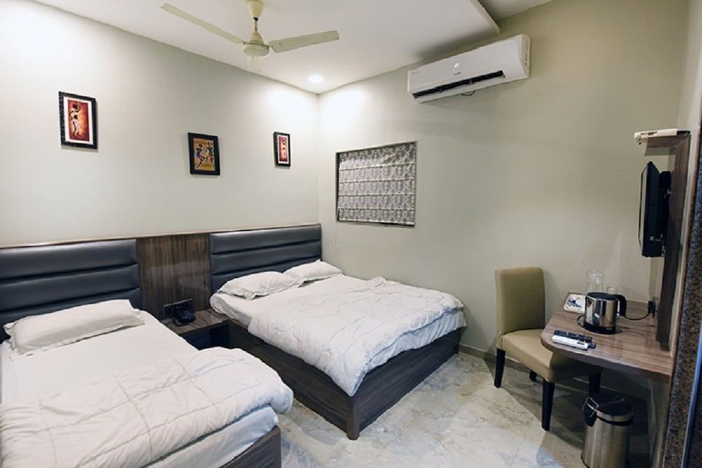 undefined Hotel Afreen