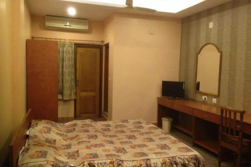 undefined Hotel J C International 4