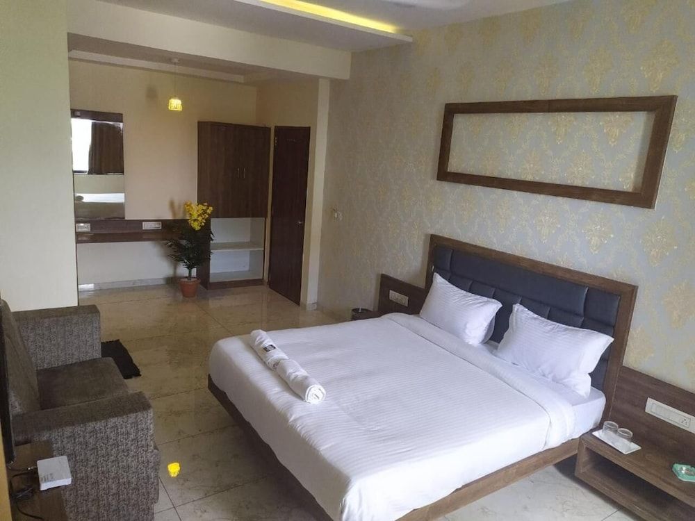 undefined Hotel Krishna Palace 7