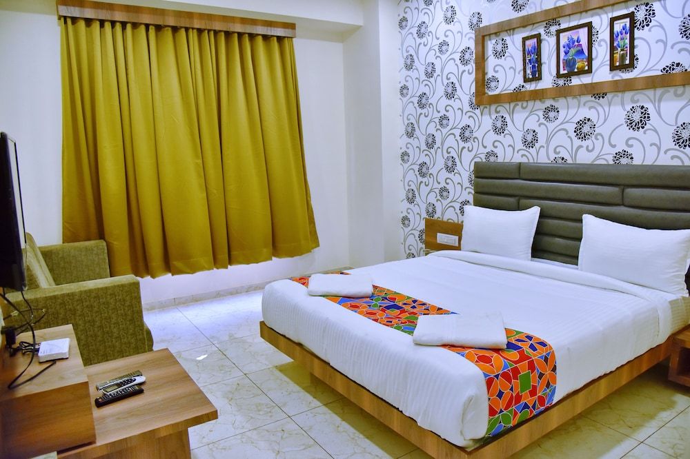 undefined Hotel Krishna Palace 4