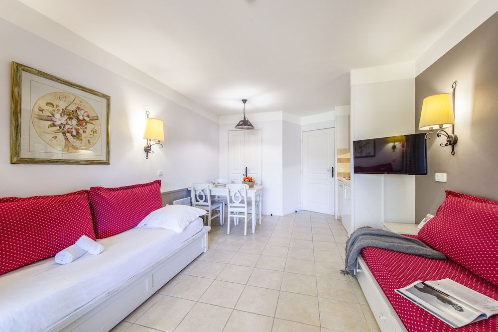 Studio 4 people - 1 sleeping alcove - Terrace or balcony