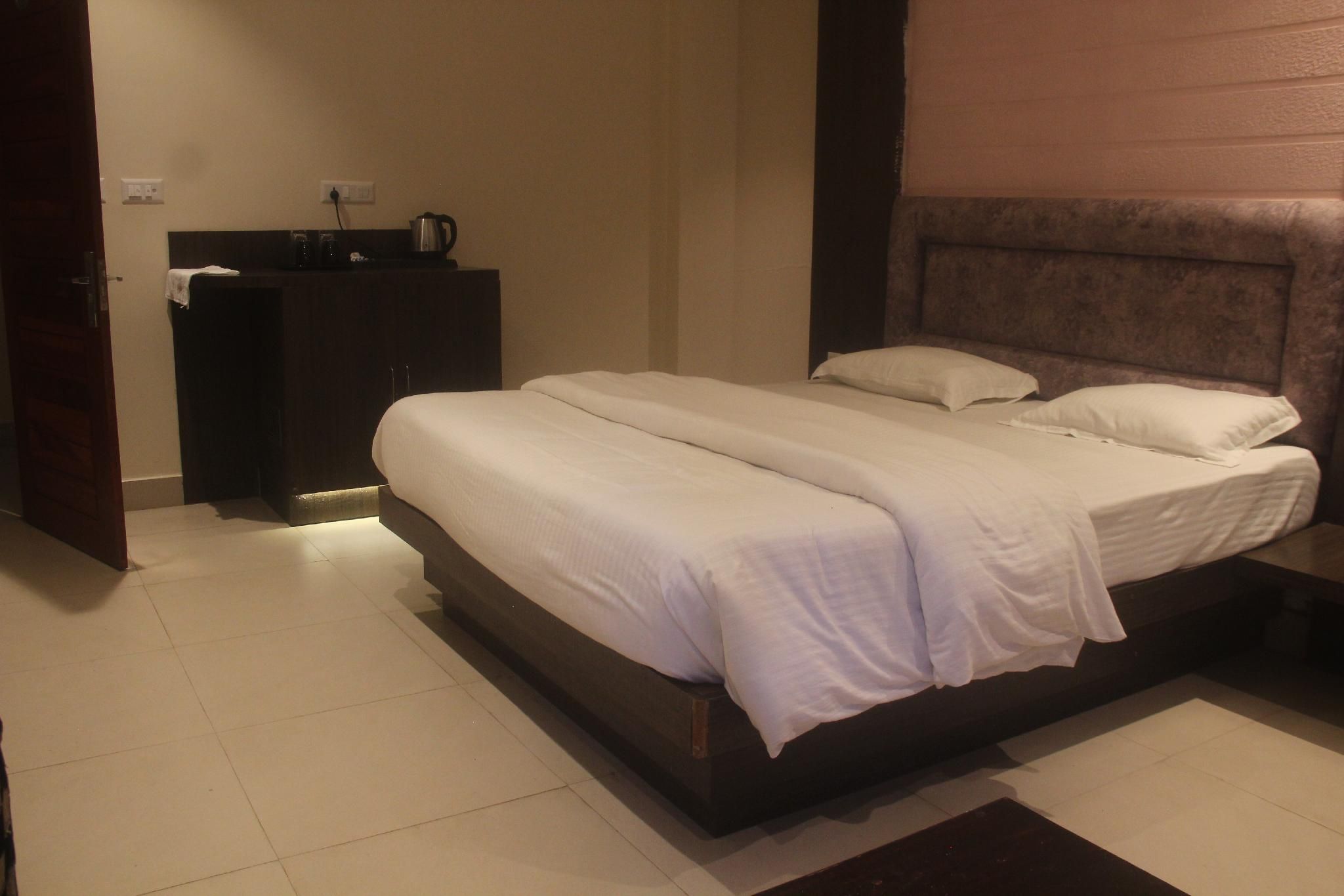 Hotel Serene Palace Standard AC Room 13