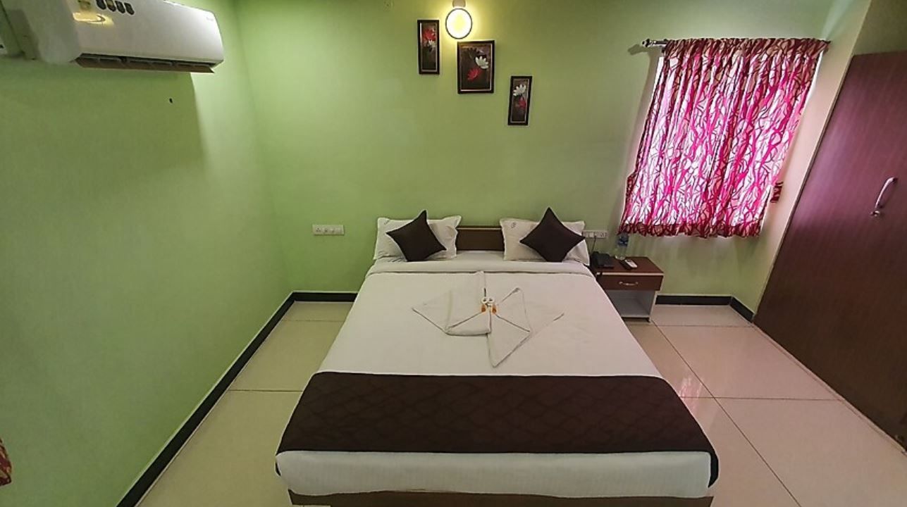 Deluxe Double Room AC