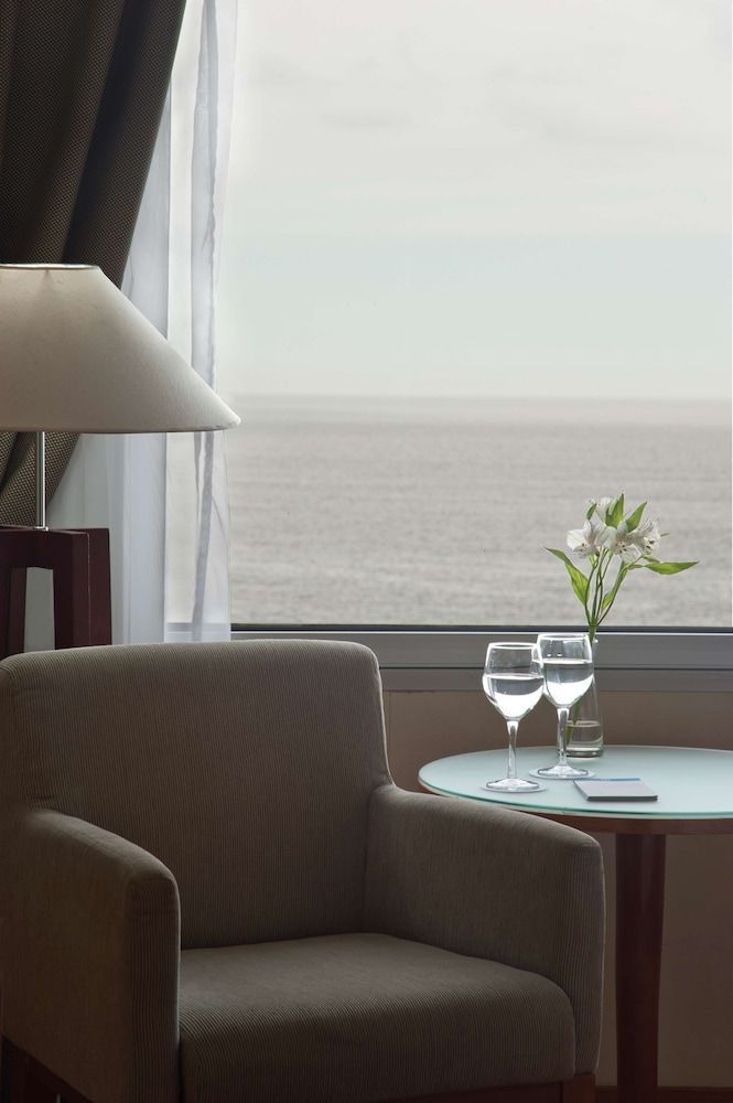 NH Montevideo Columbia Family Quadruple Room 5