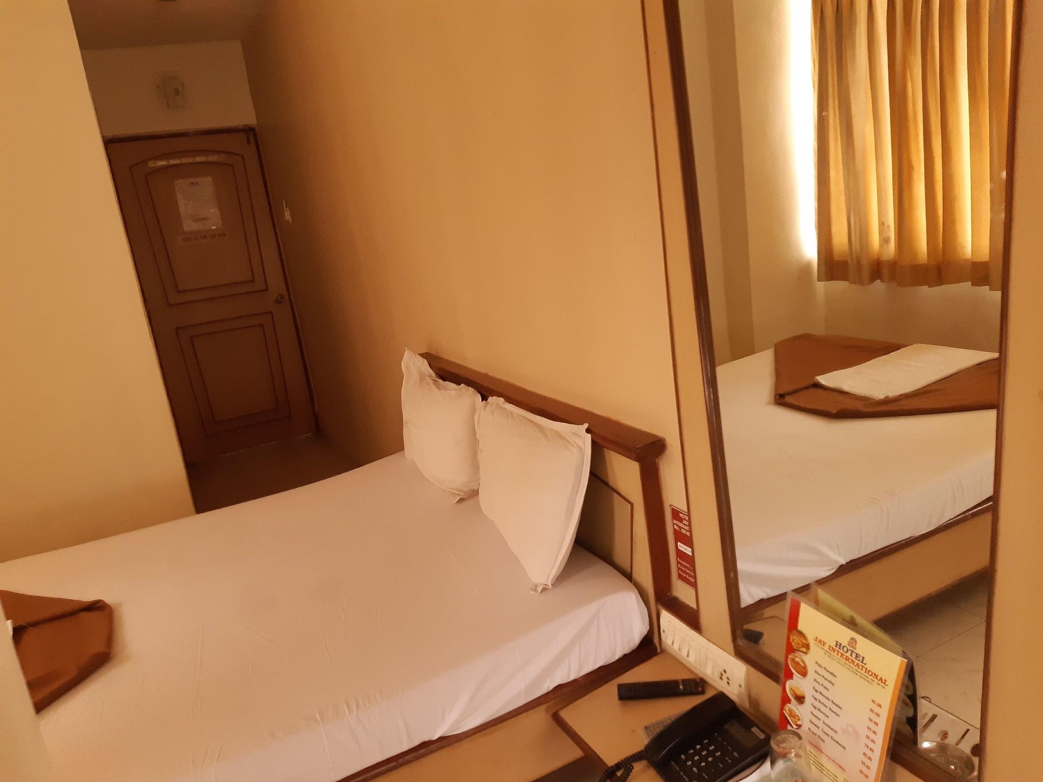Hotel Jay International Vapi Economy Non A.C Room
