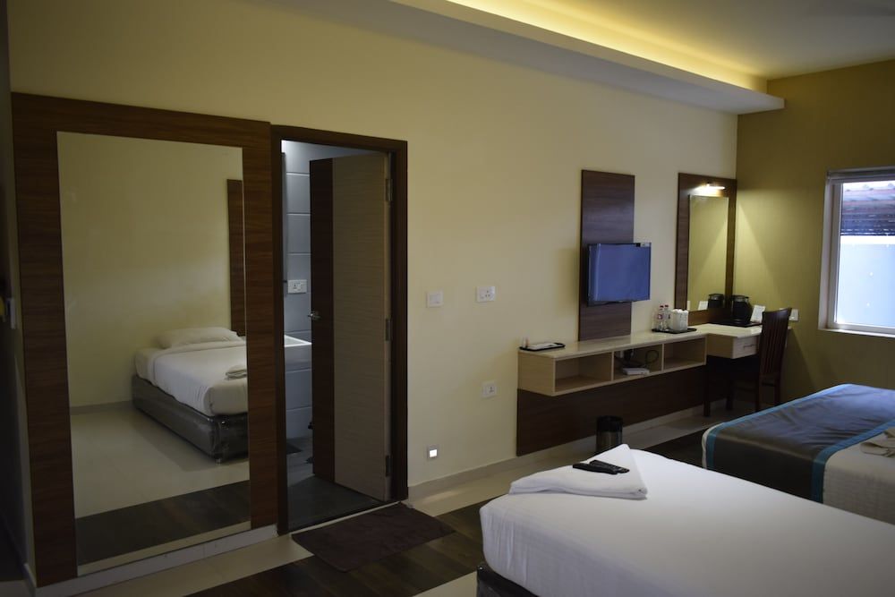 Laya Regency Executive Room 4