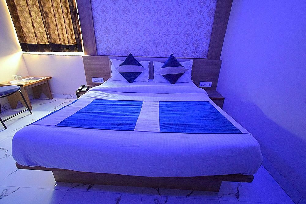 Hotel New Pathik Deluxe AC Room 24