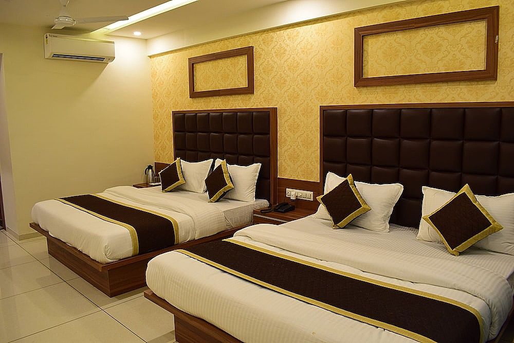 undefined Hotel New Pathik 4