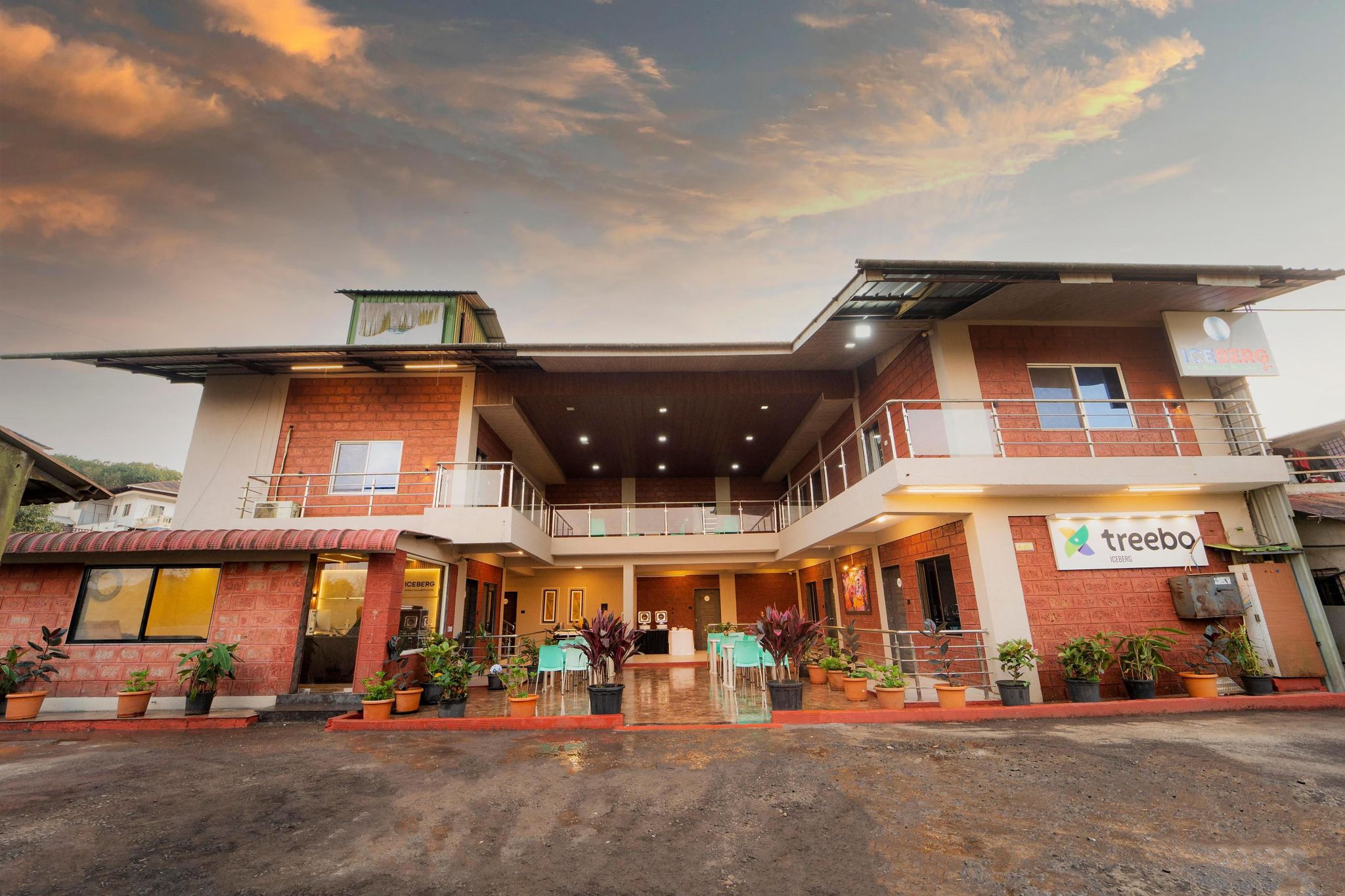 undefined Treebo Iceberg