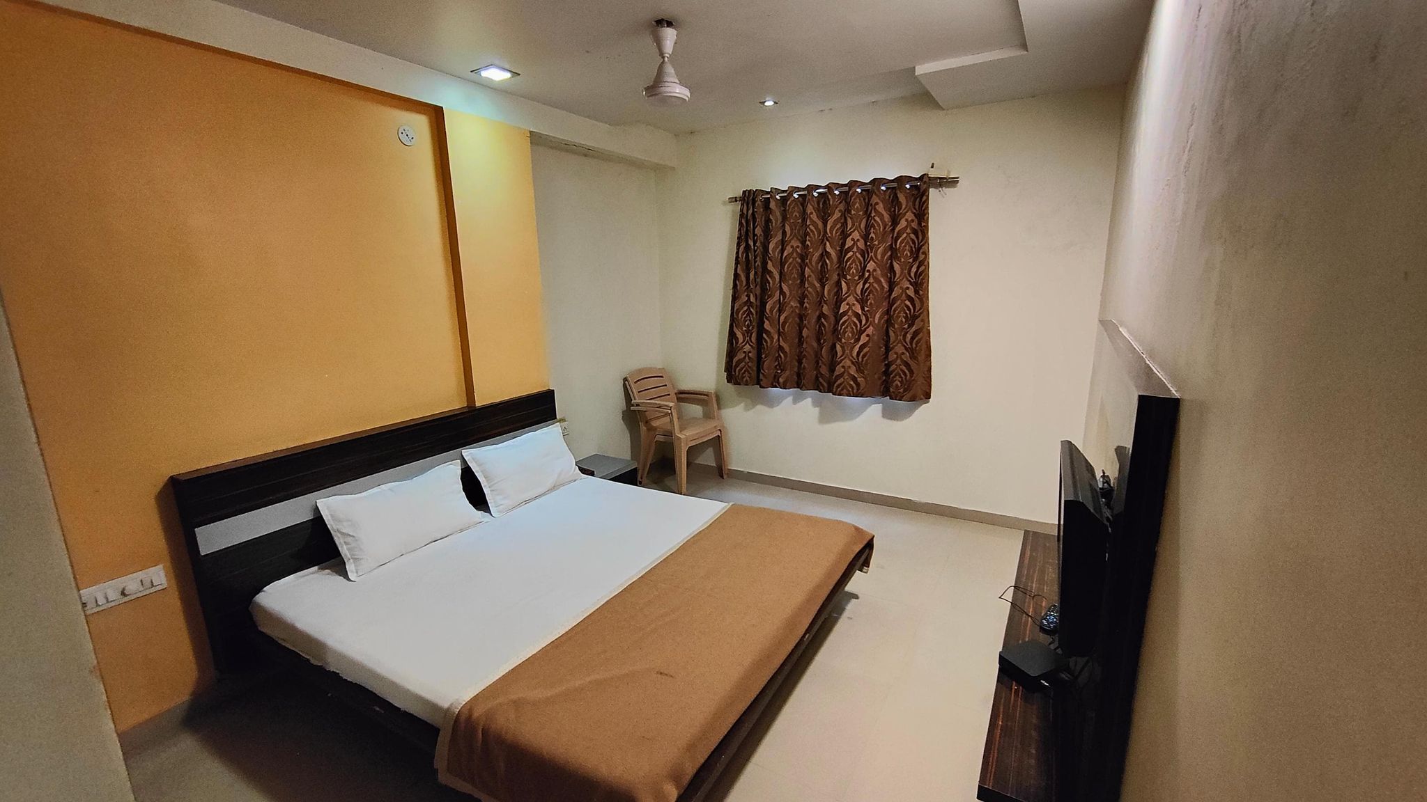 undefined Hotel Sapphire 5
