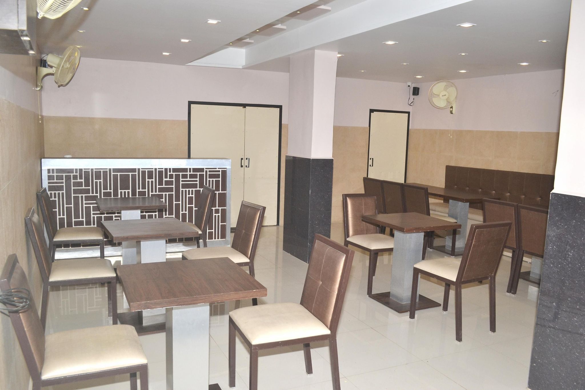 undefined Hotel Sapphire 4