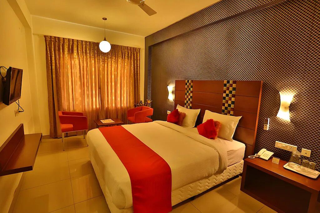 Hotel Vels Grand Inn Vels king room