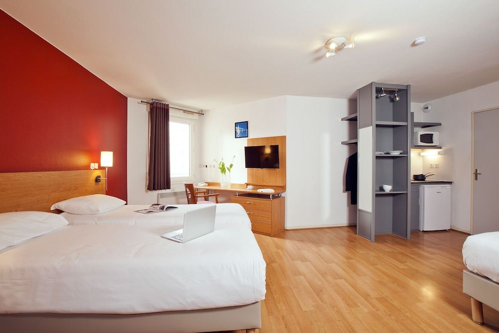 undefined Séjours & Affaires Lyon Saxe-Gambetta 8