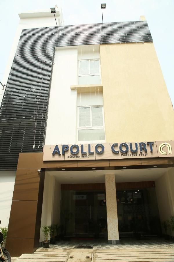 undefined Apollo Court