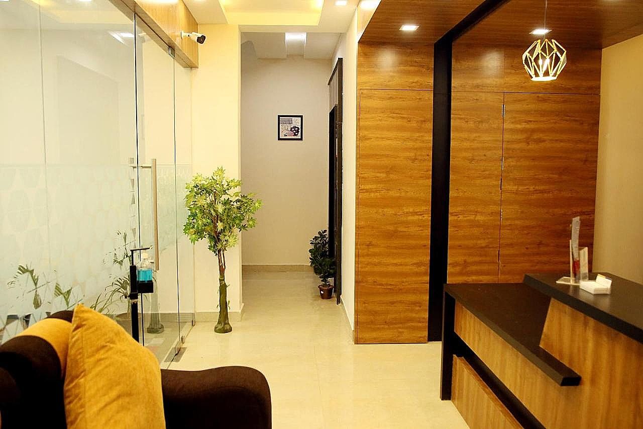 undefined Apollo Court 4
