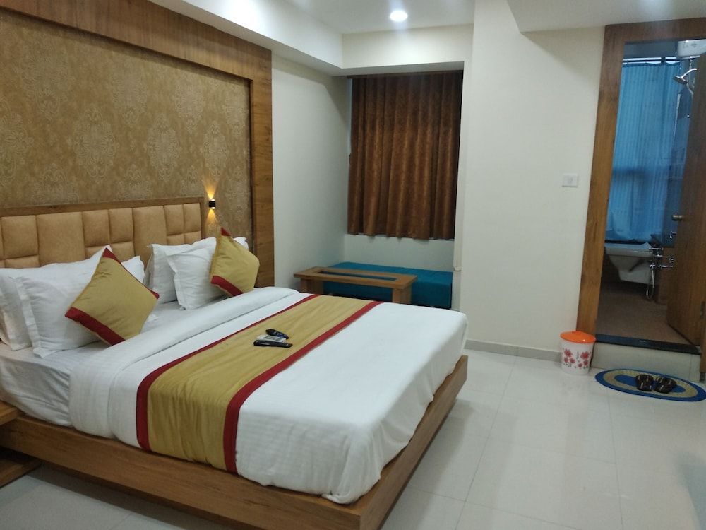 Hotel Rest and Ride Deluxe Double Room 18