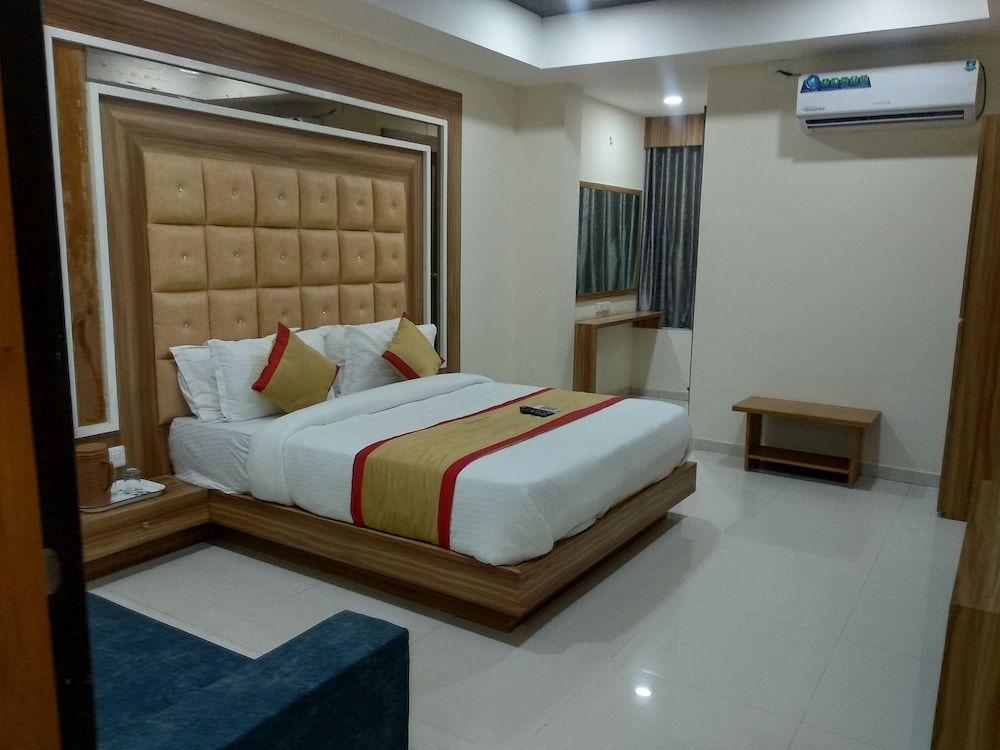 Hotel Rest and Ride Deluxe Double Room 6