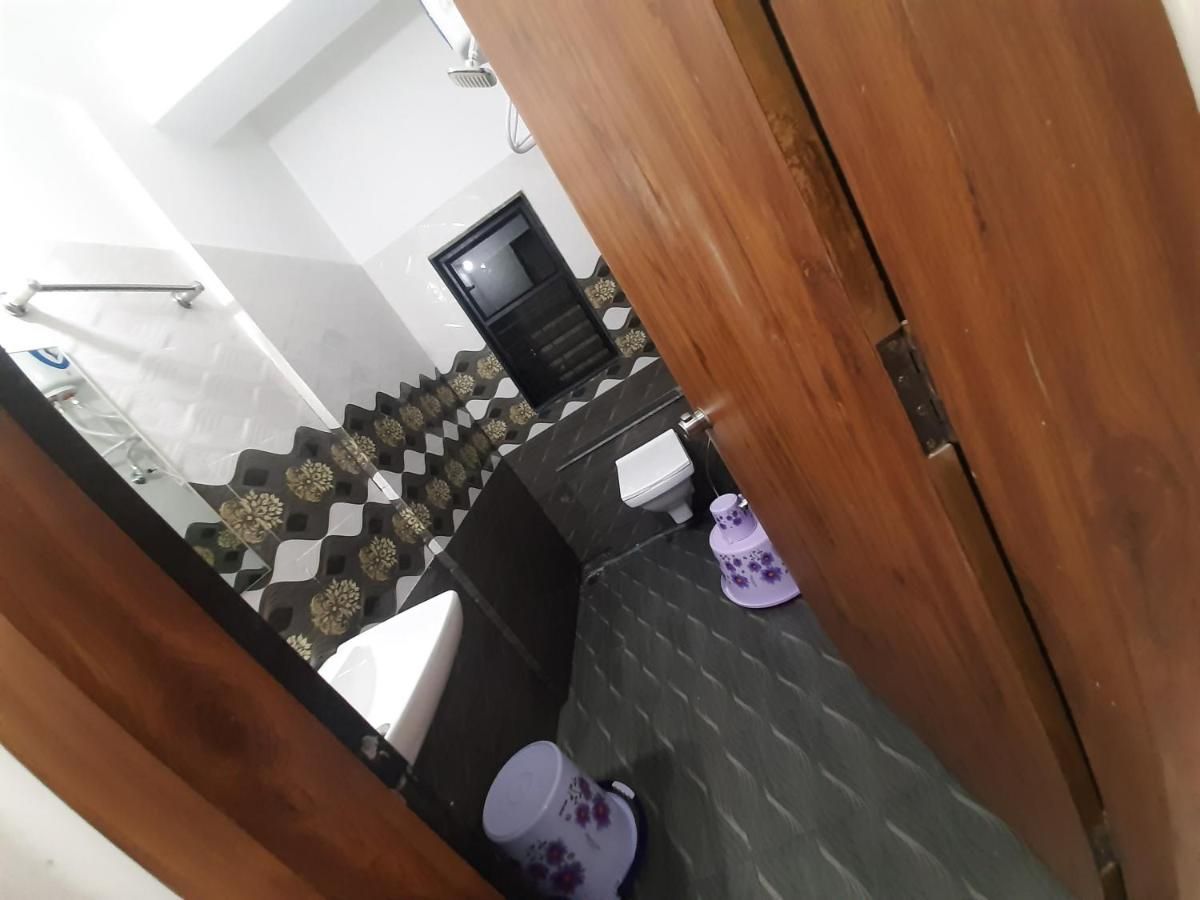 Hotel Rest and Ride Deluxe Double Room 21