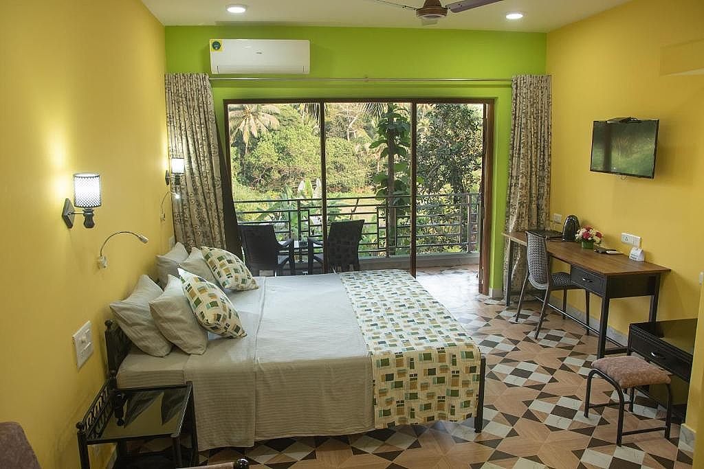 John's Highland Comfort (Guest House) Junior Suite with Balcony 15