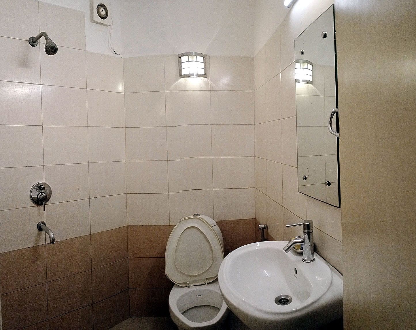 Hotel Green Castle (Heritage Hotel) Standard Room 6