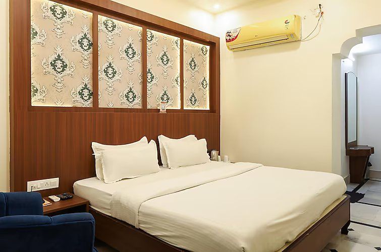 Hotel City Palace Deluxe room