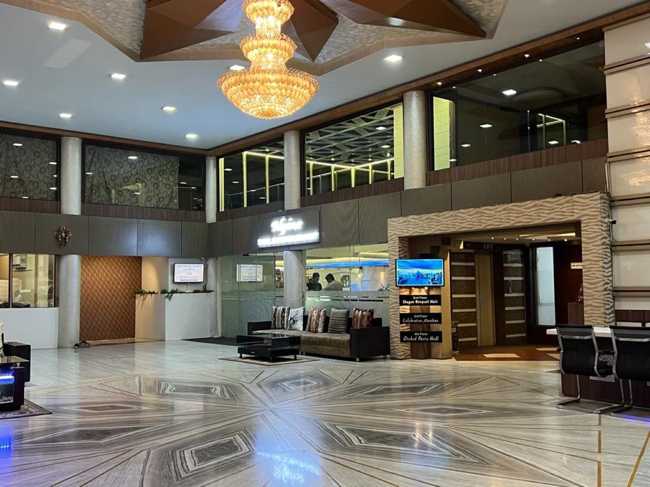 undefined HOTEL GRAND AMBA 2