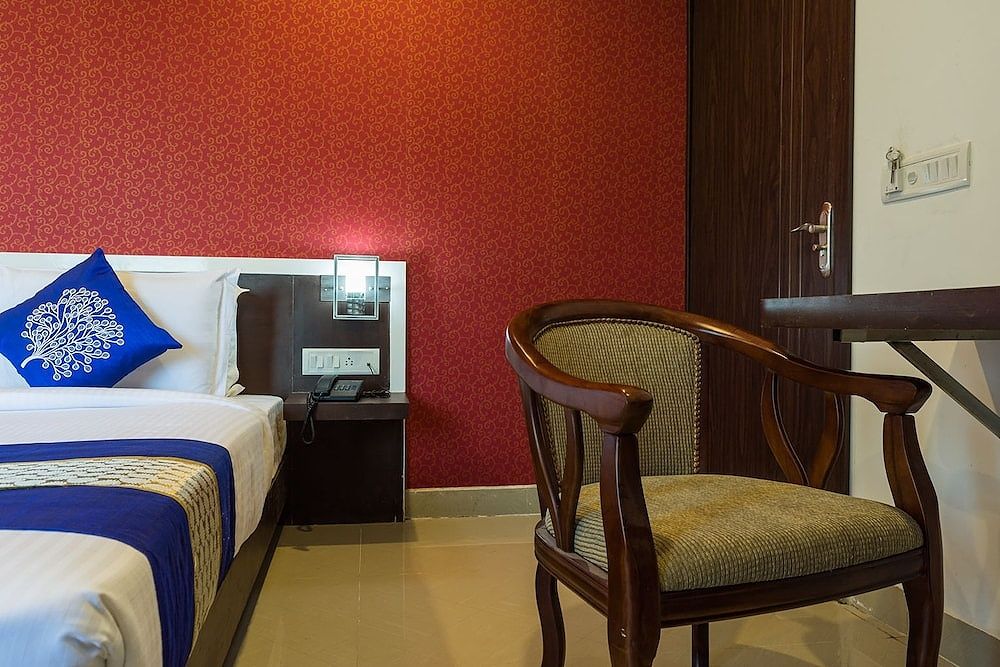 Hotel Landmark Deluxe Double Room 5