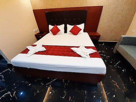 undefined Hotel Rhino 5