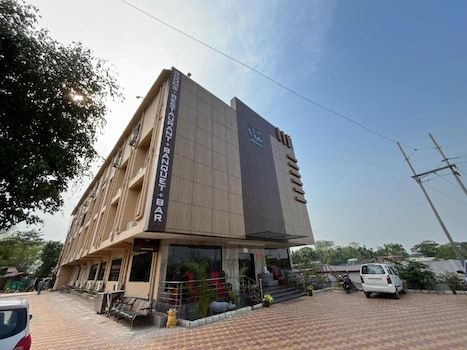 undefined Hotel Rhino 2