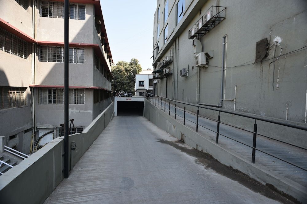 undefined Hotel Royal Residency 8