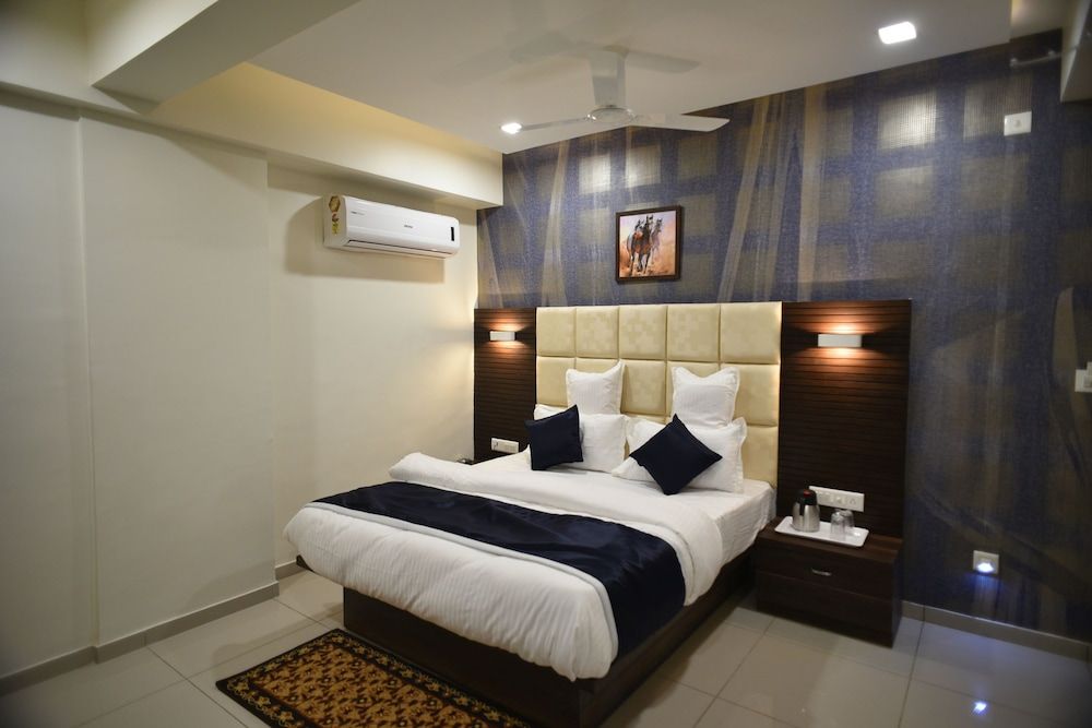 Hotel Royal Residency Executive Room 4
