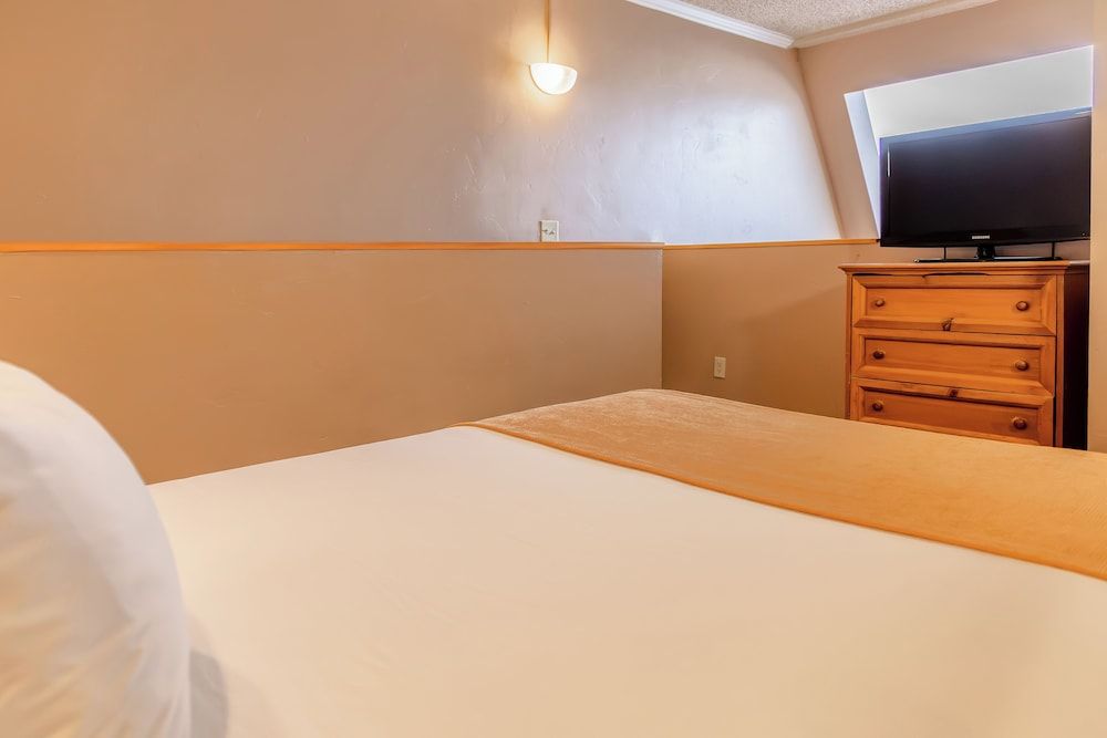 Legacy Vacation Resorts - Steamboat Hilltop Studio (Loft) 5