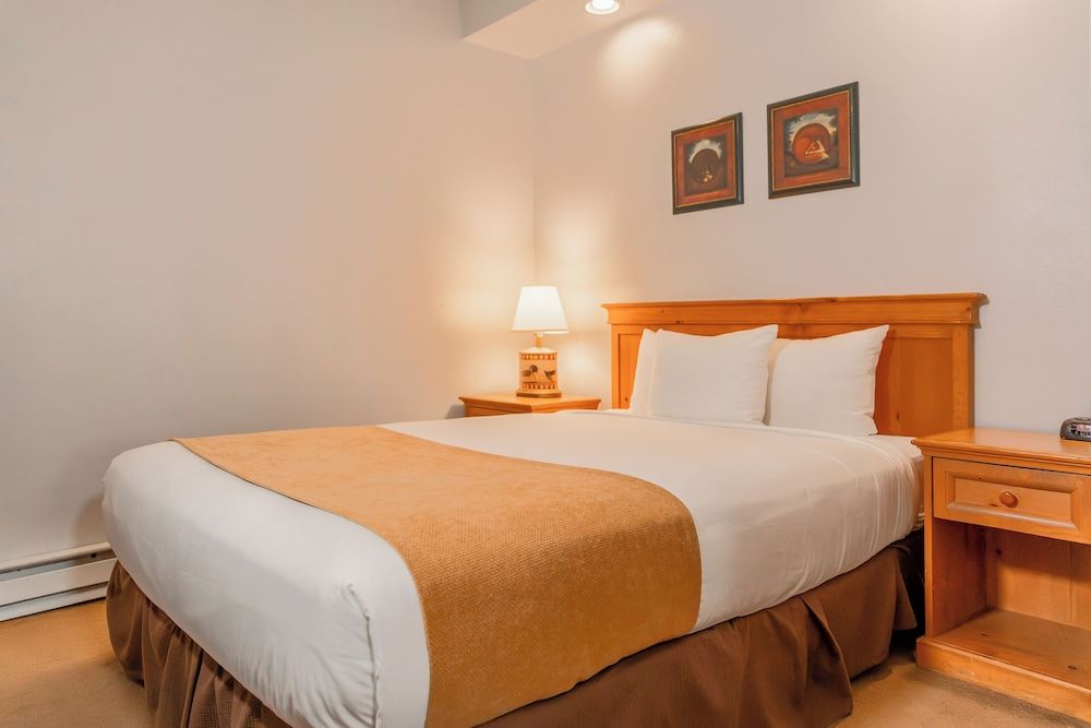 Legacy Vacation Resorts - Steamboat Hilltop Suite, 1 Bedroom (with Loft) 6