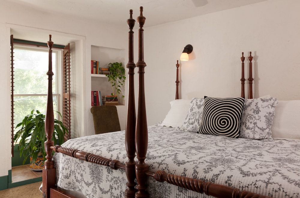 Garcia Suite