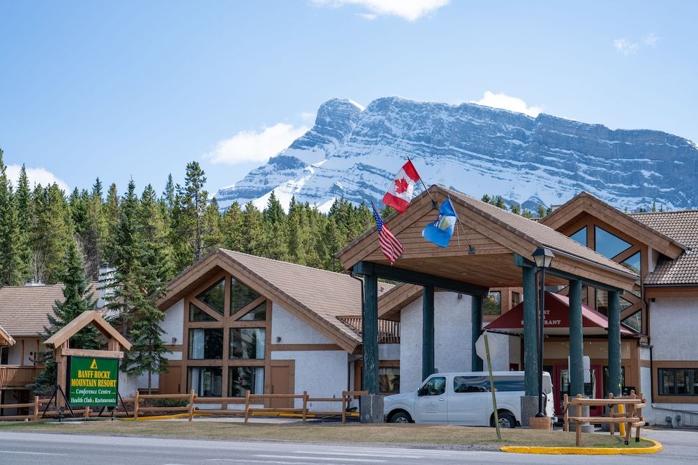 undefined Banff Rocky Mountain Resort 8