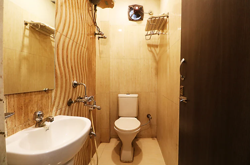 Hotel Sheldon Standard Room 5