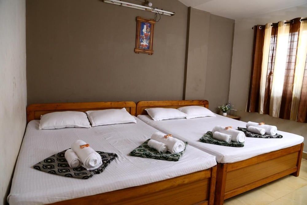 Atithi Lodge Room NON AC 7