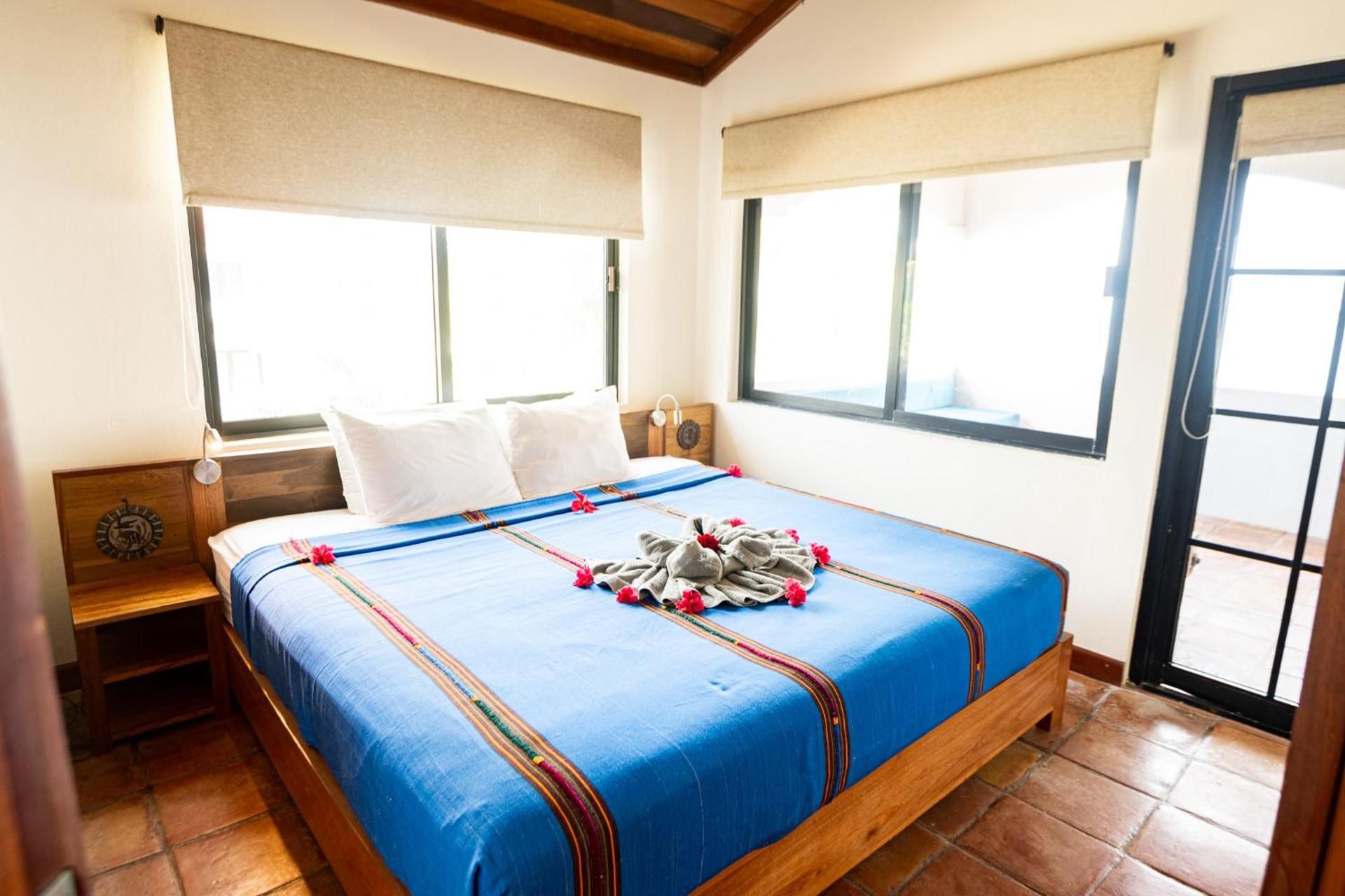 2 Bedroom Oceanfront Apartment 12B- Upper Story