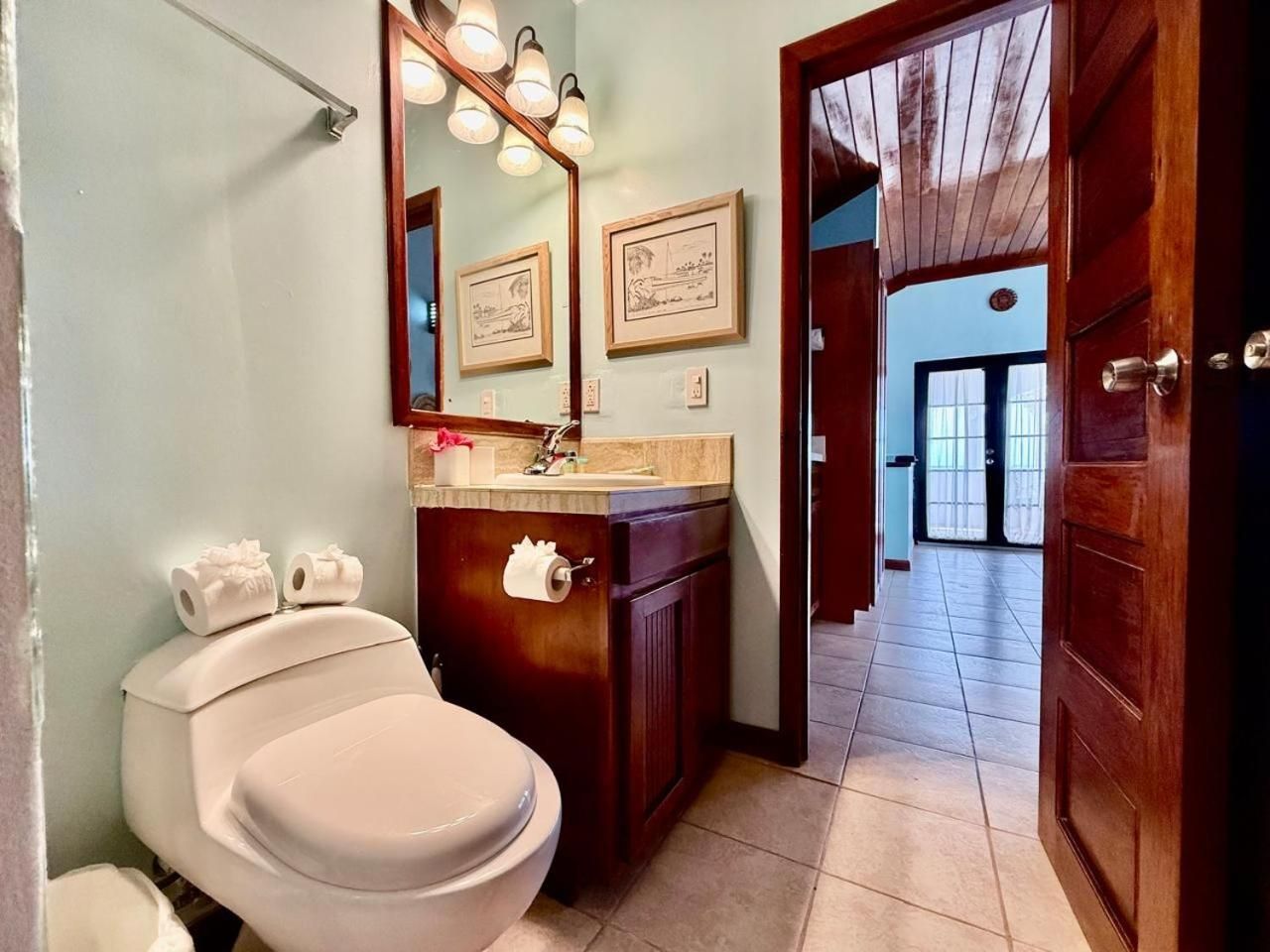 Standard Oceanfront Apartment 21B - Upper Story