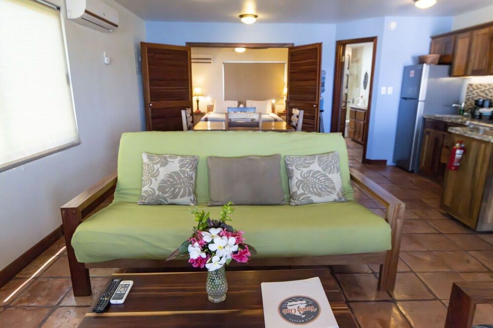 Deluxe Apartment, 1 Bedroom, Sea View, Beachfront