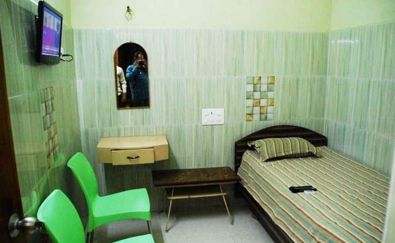 bedroom copy