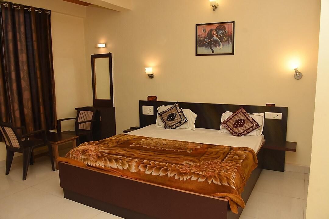 Guest Room with Valley View (Air conditioner, couple)