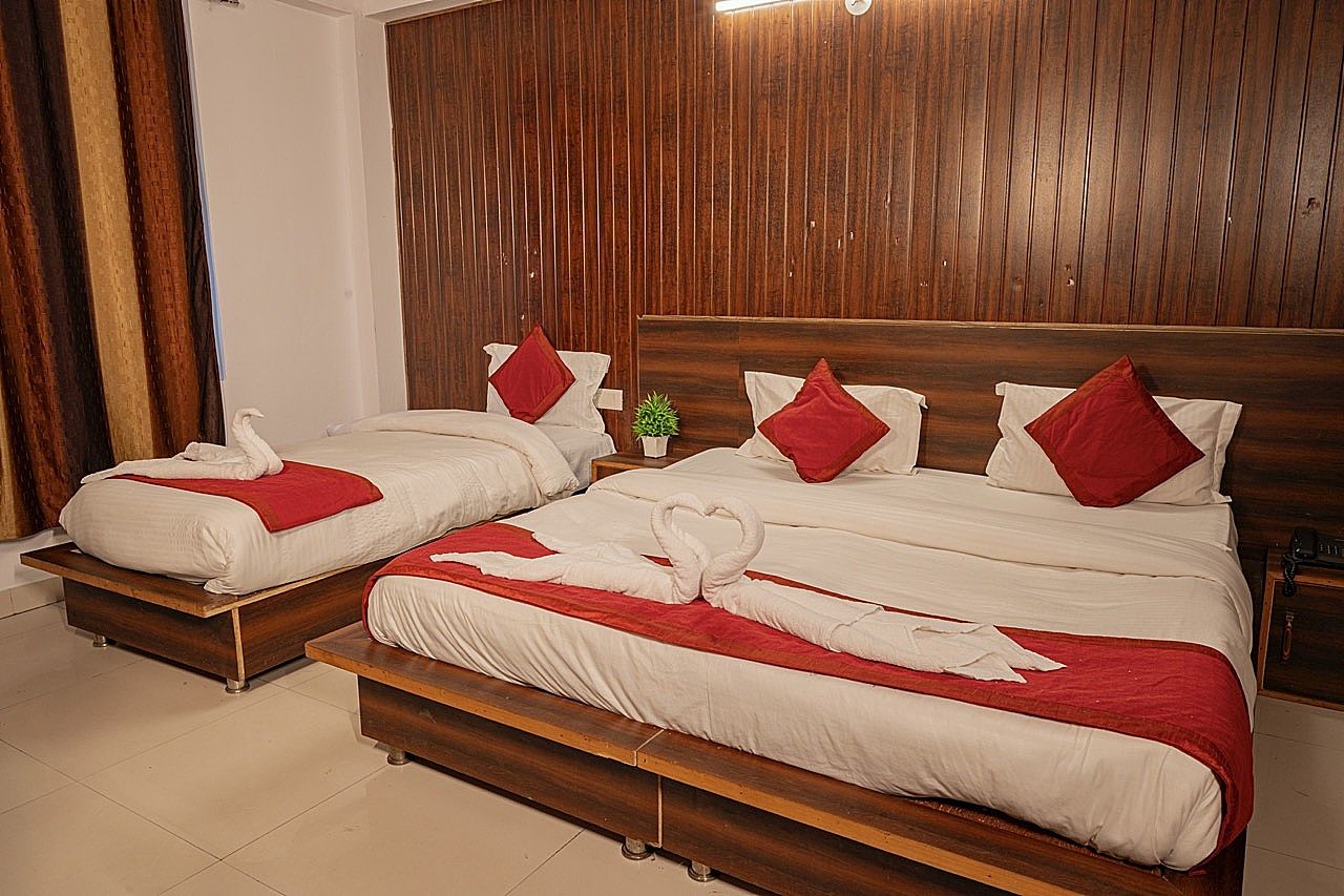 Deluxe Triple Bed Room