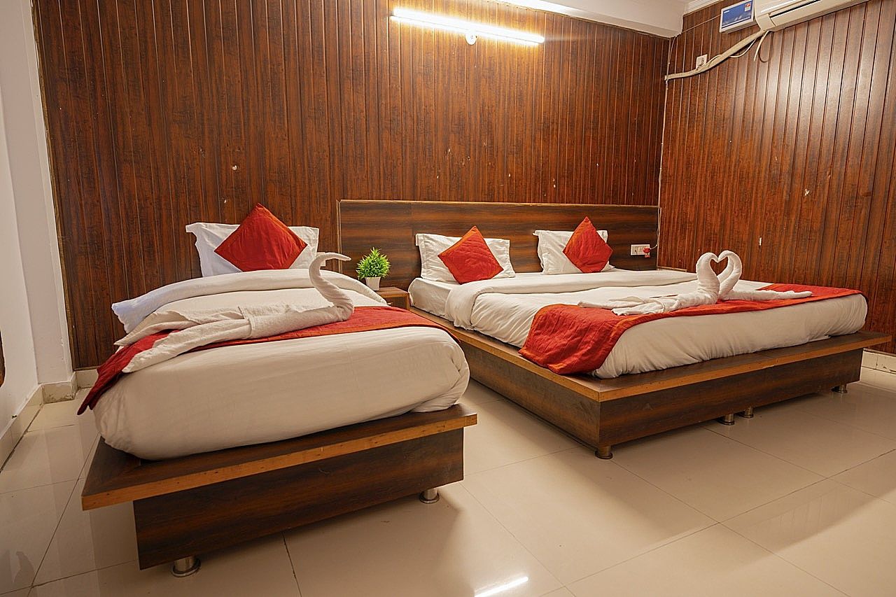Deluxe Triple Bed Room